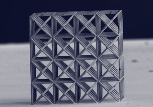 3D printed microscale metal lattice for fundamental research