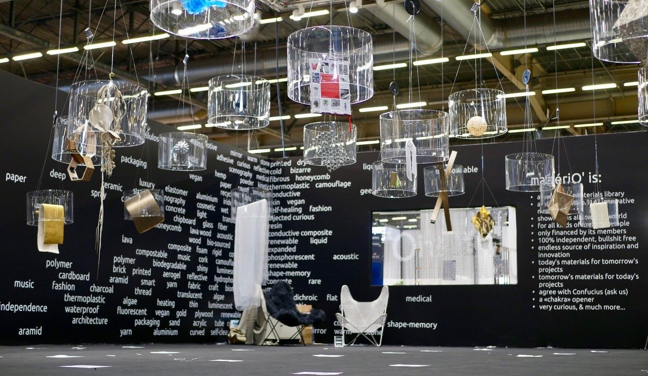The innovative matériO display at Maison&Objet Paris, with objects suspended in plastic cylinders.
